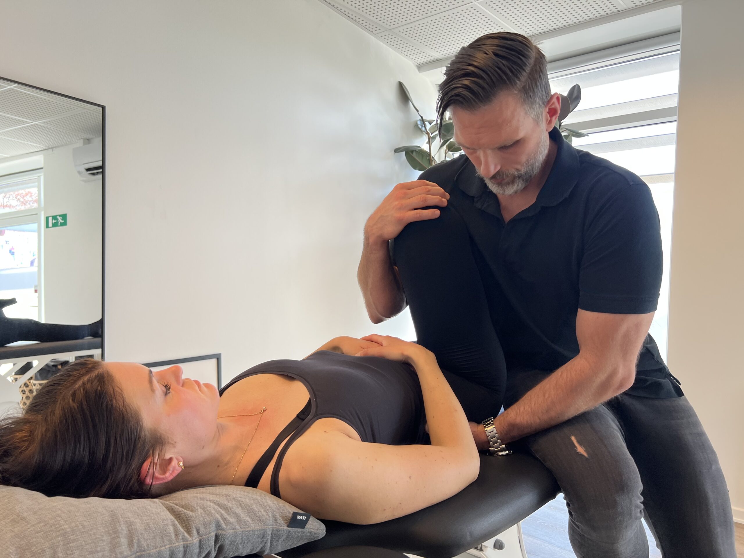 Randers Osteopati - osteopati - fysioterapi - Hofte- bækken - lænd - ischias - Michael